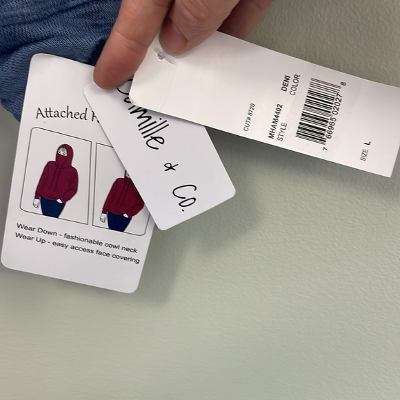 Camille and Company Long Sleeve Top with Hoodie and included face covering/mask - Picture 5 of 9